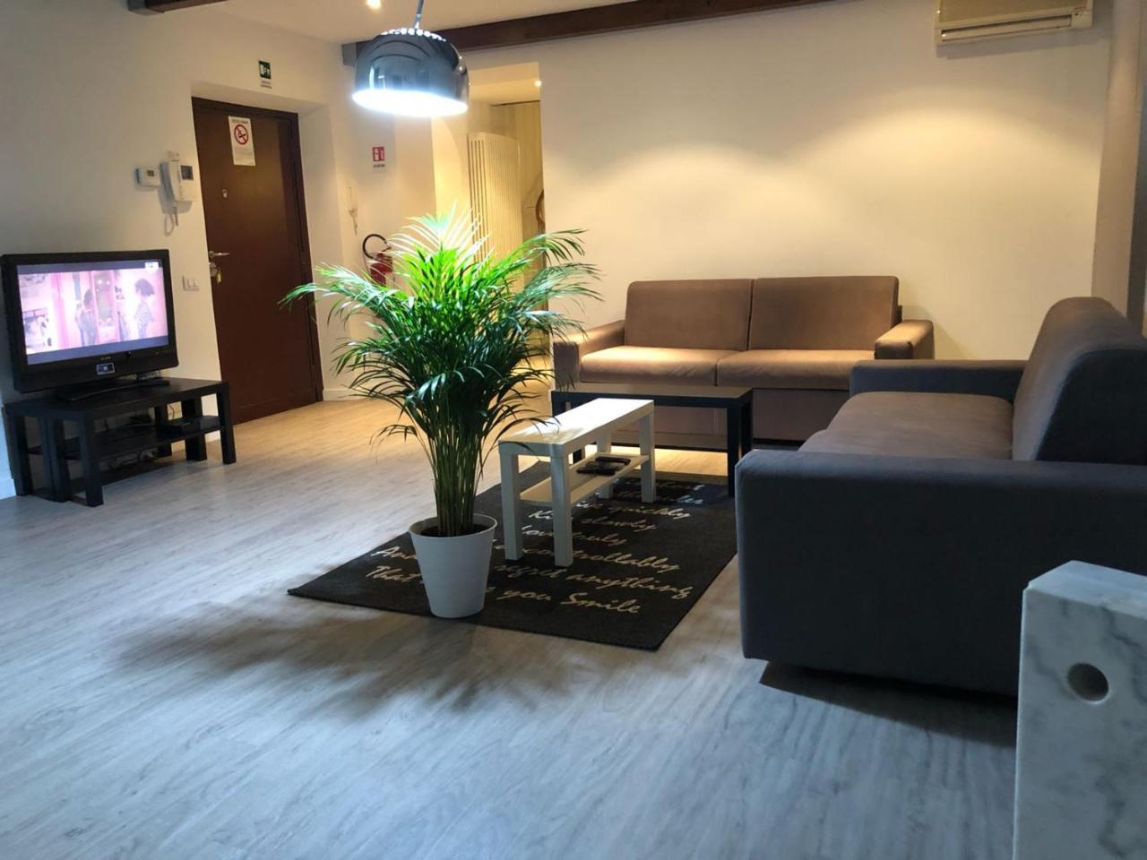 Wrooms Guest House Roma Esterno foto